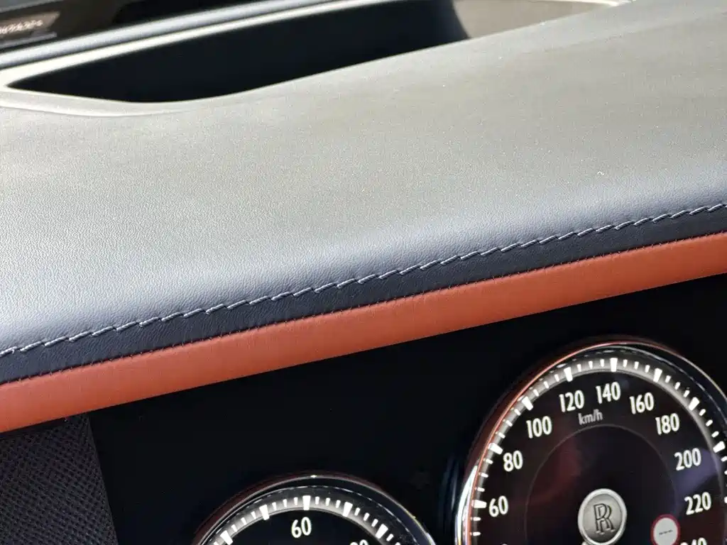 Rolls-Royce Cullinan — миниатюра 11