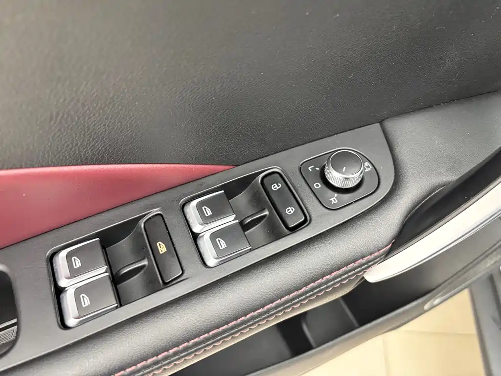 GEELY AUTOMOBILE BINYUE