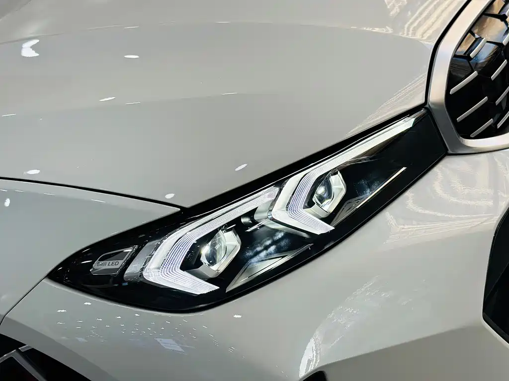 BMW 3 Series — миниатюра 11