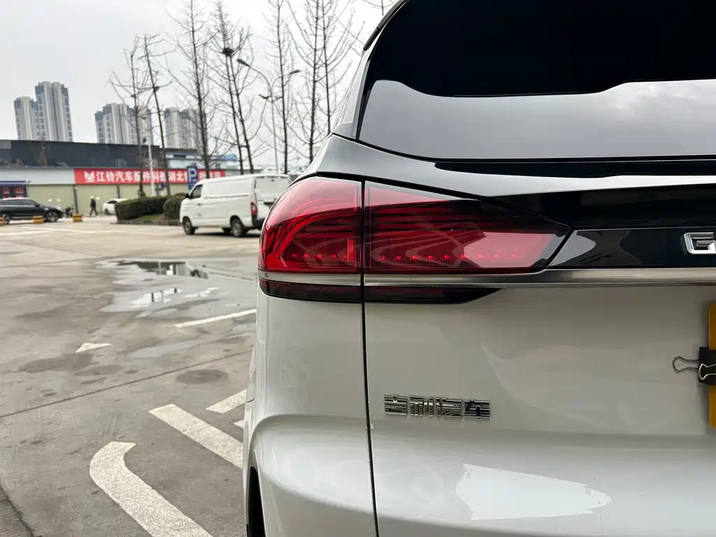 GEELY AUTOMOBILE BOYUE