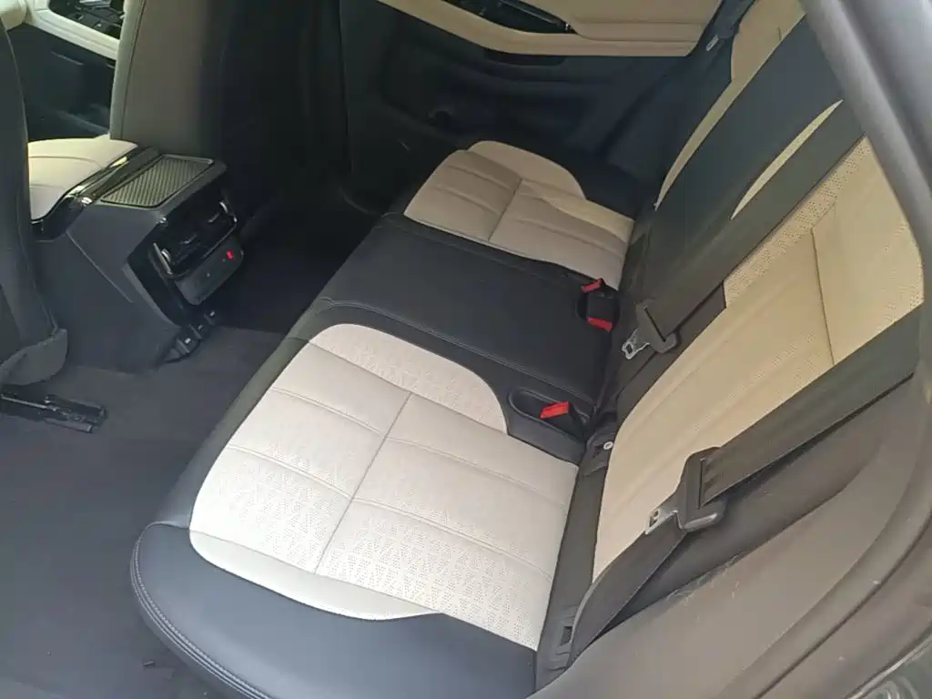 Land Rover Evoque — миниатюра 17