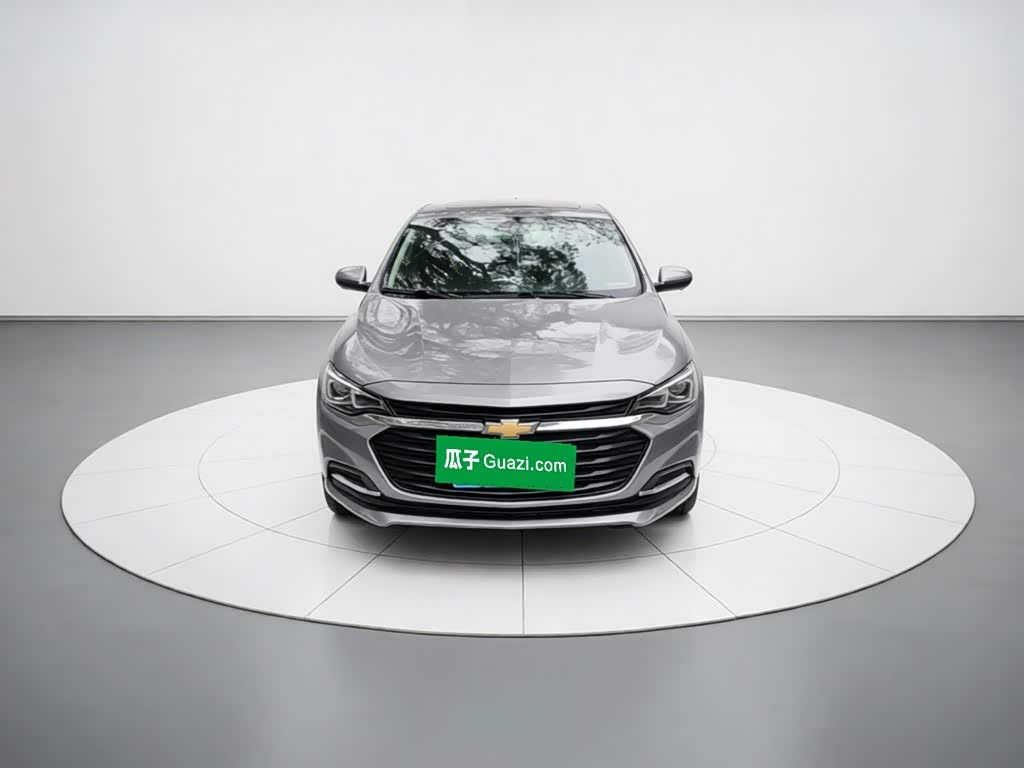 Chevrolet Monza 1.5 л 2022 г. Серебристо-серый, пробег 39600 км