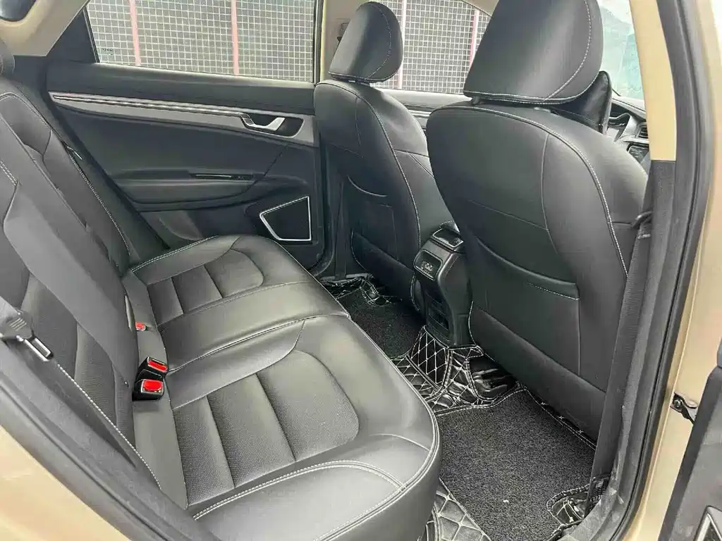 Geely Emgrand GS Trend Leader Edition 1.4T Auto Fashion Leader Connected Type, фото 5