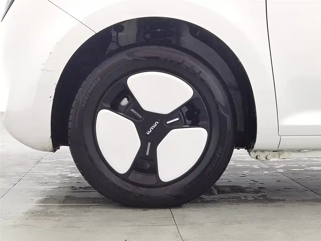 CHANGAN CHANGAN LUMIN