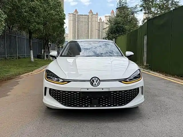 Volkswagen Lamando — миниатюра 2
