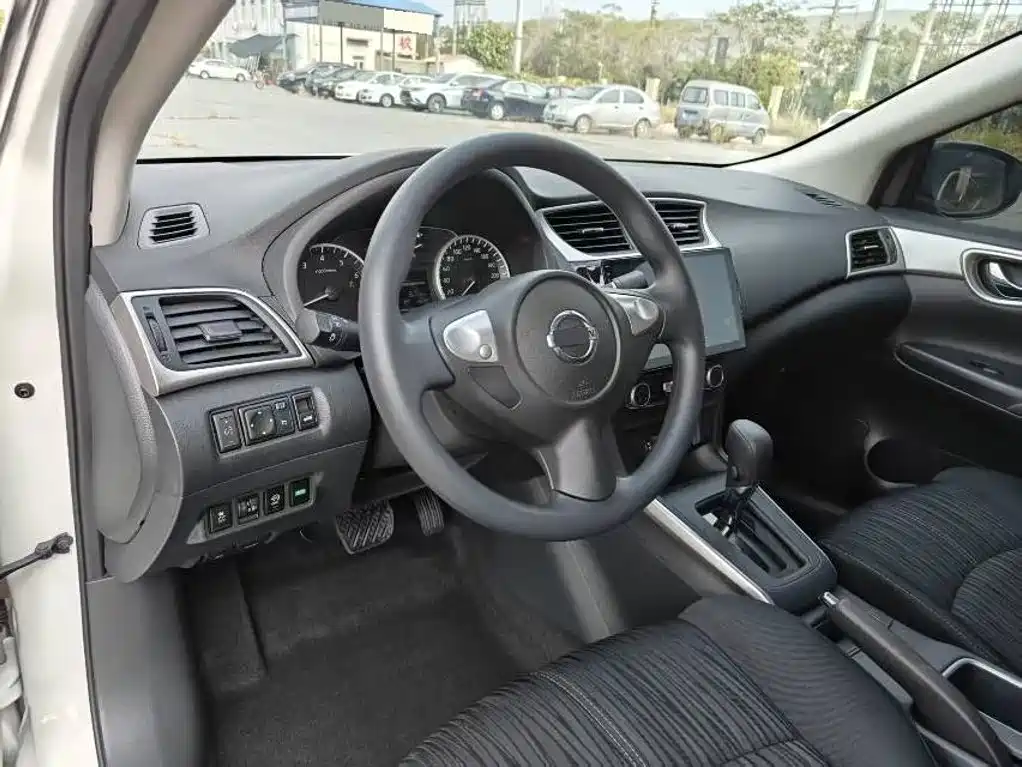 Nissan Sylphy — миниатюра 6