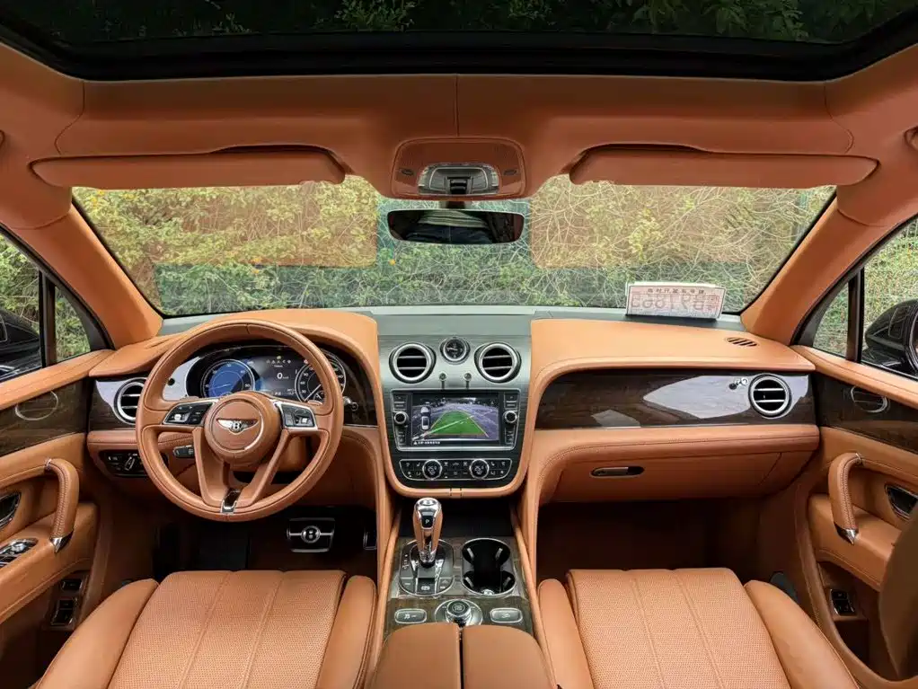 Bentley Bentayga — фотографии объявления, Фото 7
