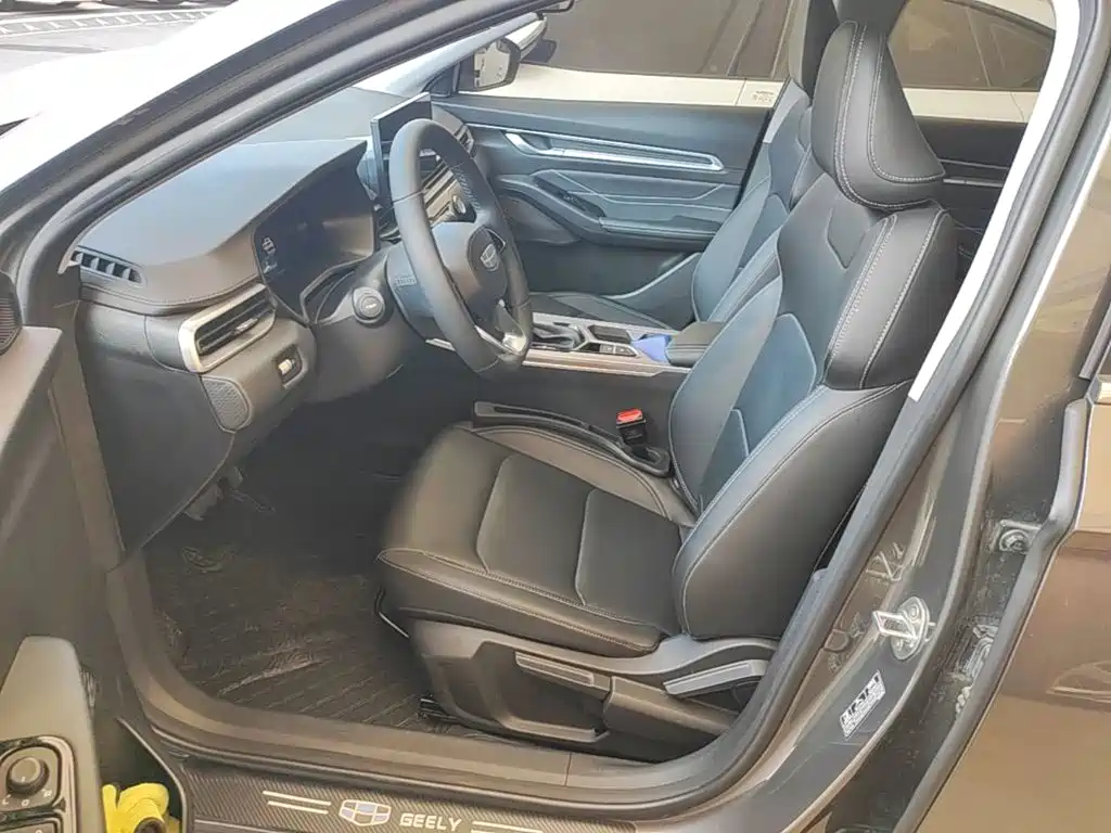 Geely Emgrand — миниатюра 15
