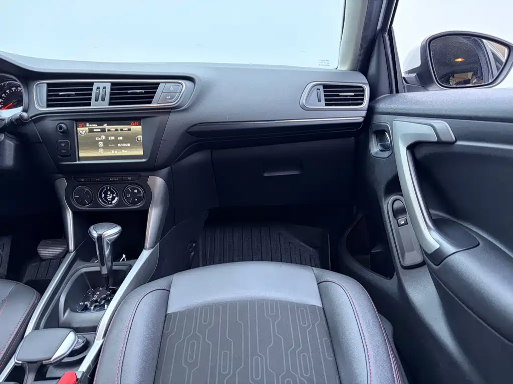 Citroen C3-XR — миниатюра 10
