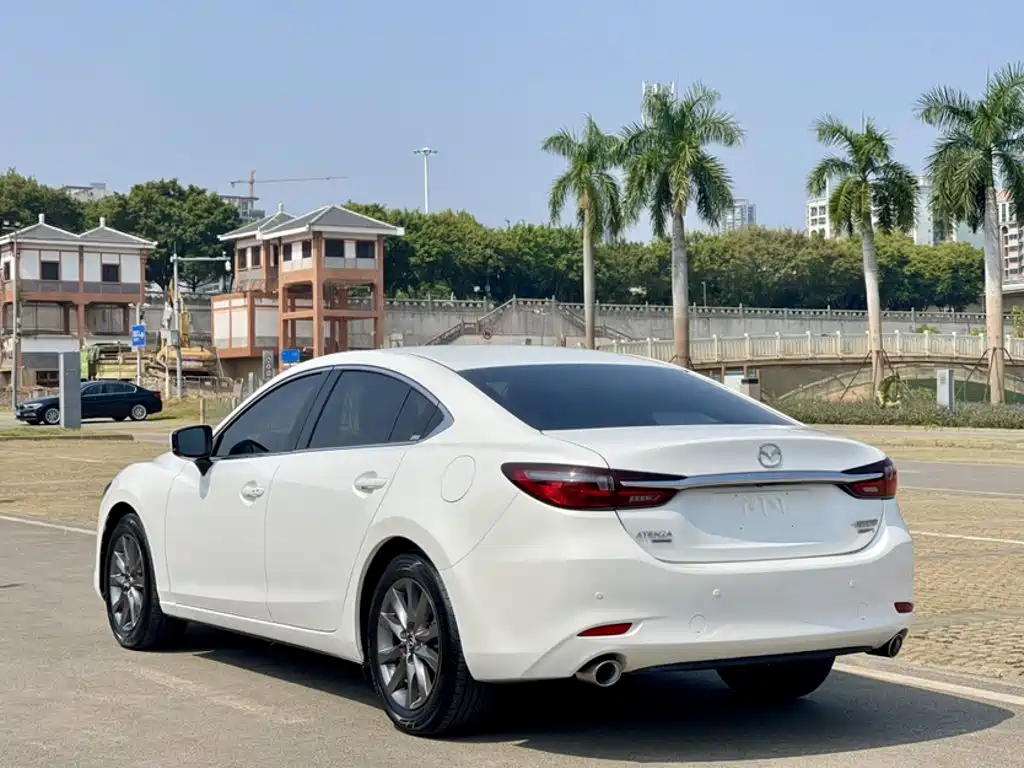 Mazda Atenza — миниатюра 5