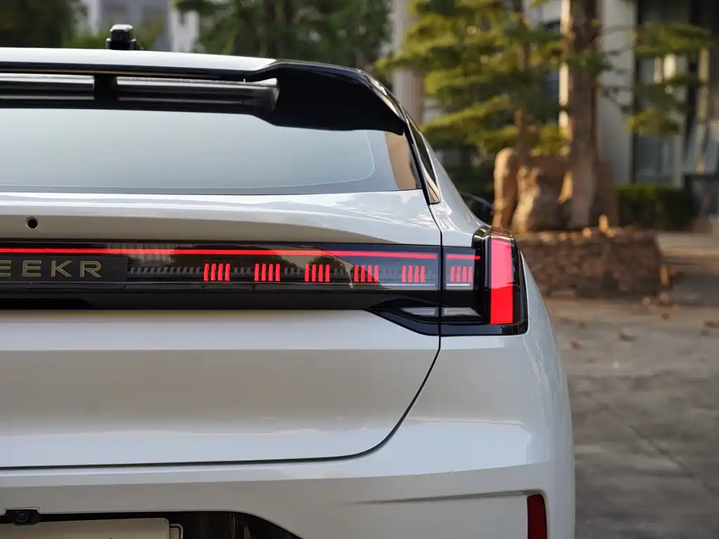 ZEEKR EXTREME KRYPTON 001