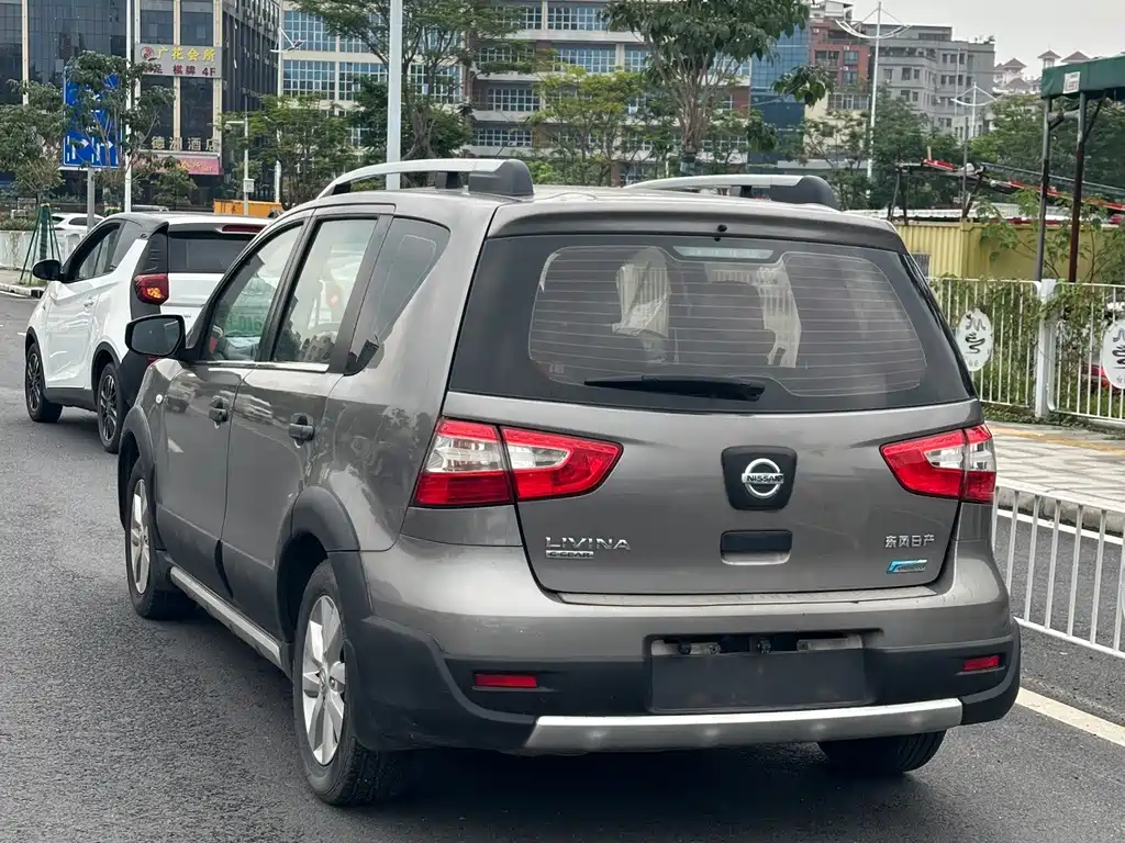 Nissan Livina — миниатюра 6