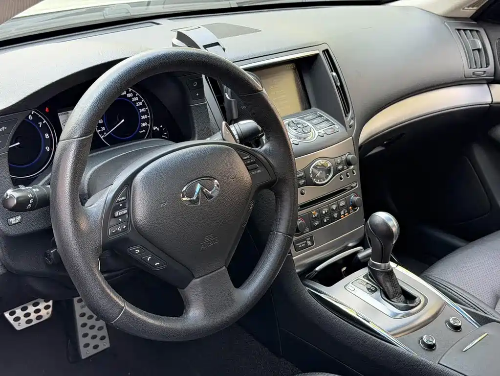 Infiniti G — миниатюра 8