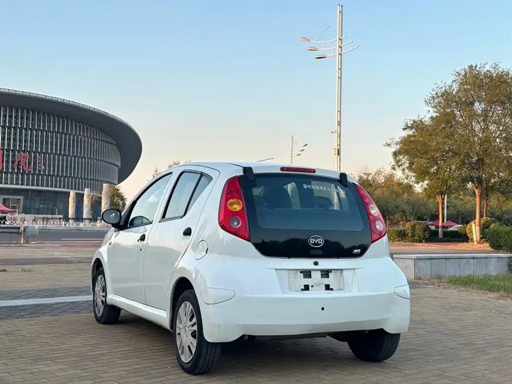 BYD F0 — миниатюра 6