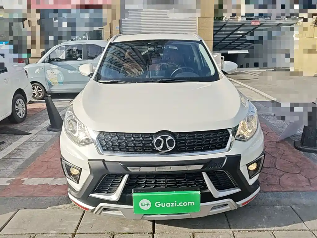 BAIC Senova X35 — миниатюра 3