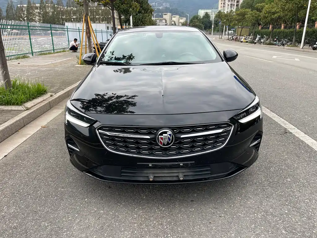 Buick Regal — миниатюра 2