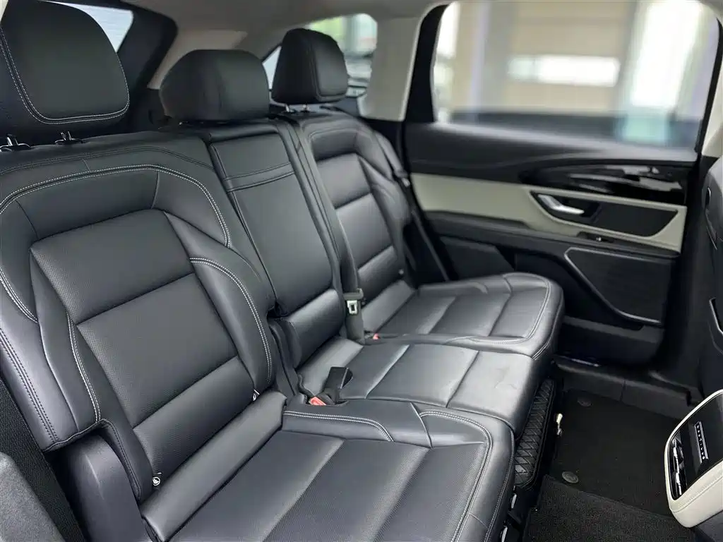 Lincoln Nautilus 2025 2.0T Premium