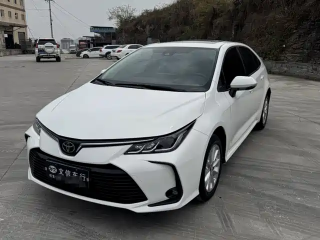 TOYOTA COROLLA 2023