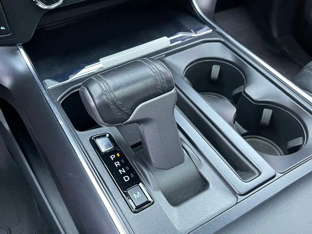 Ford F-150 Raptor — миниатюра 9