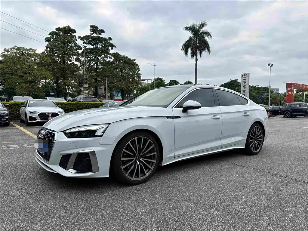Audi A5 2023 Sportback 40 TFSI quattro Luxury