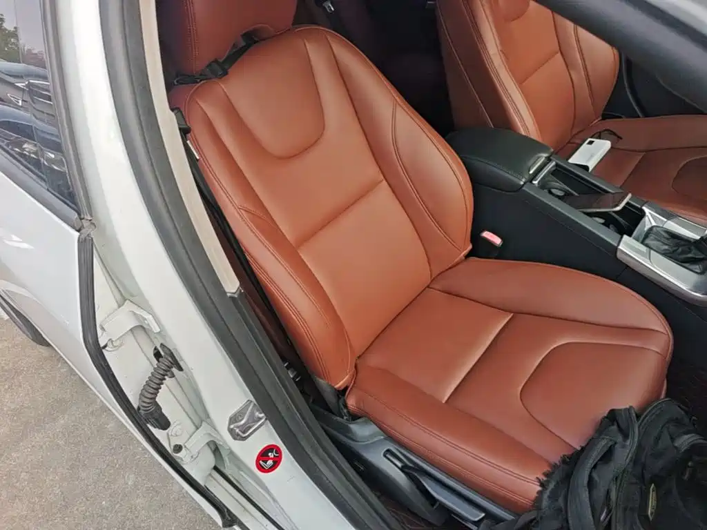Volvo S60 — миниатюра 25
