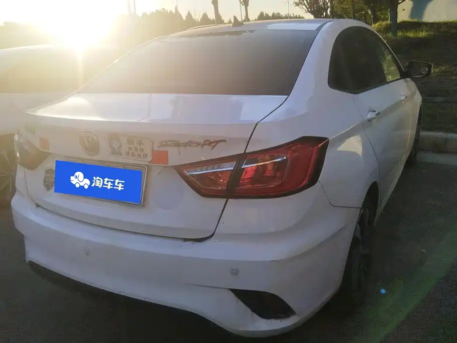 Changan Eado DT — миниатюра 3