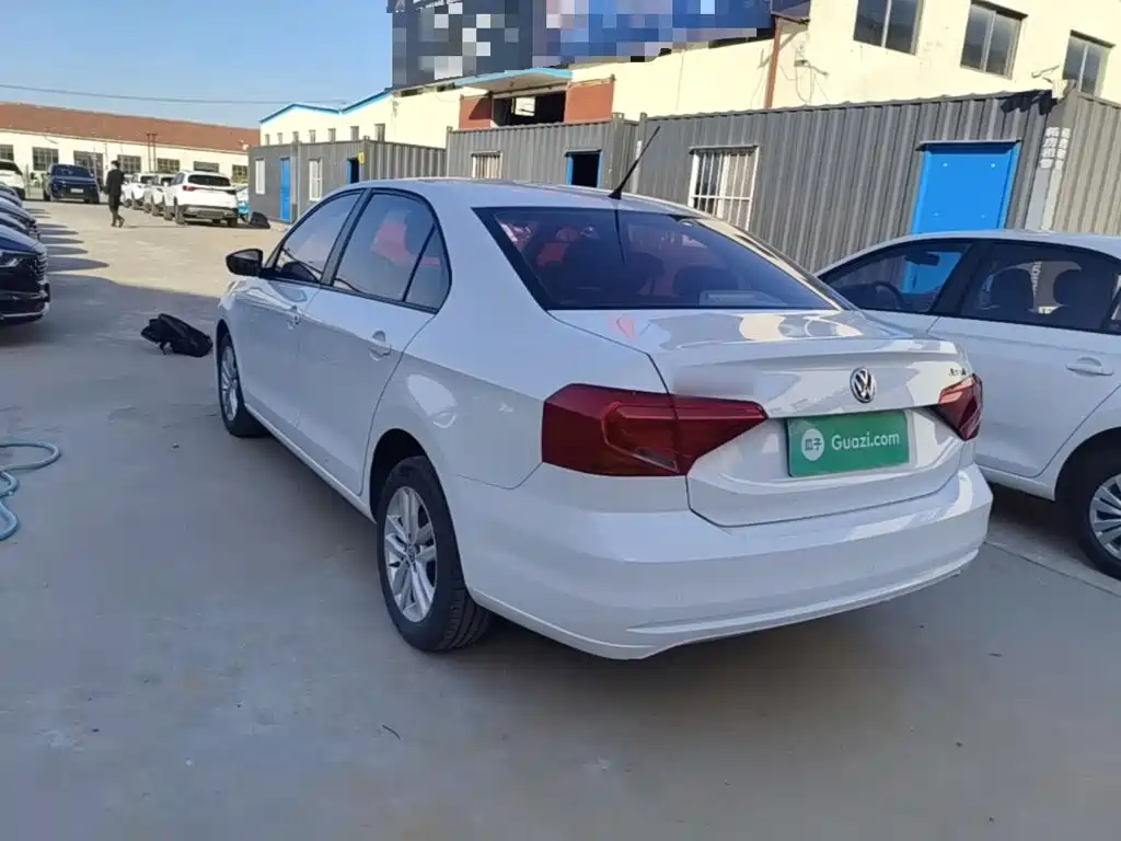 Volkswagen Jetta — миниатюра 5