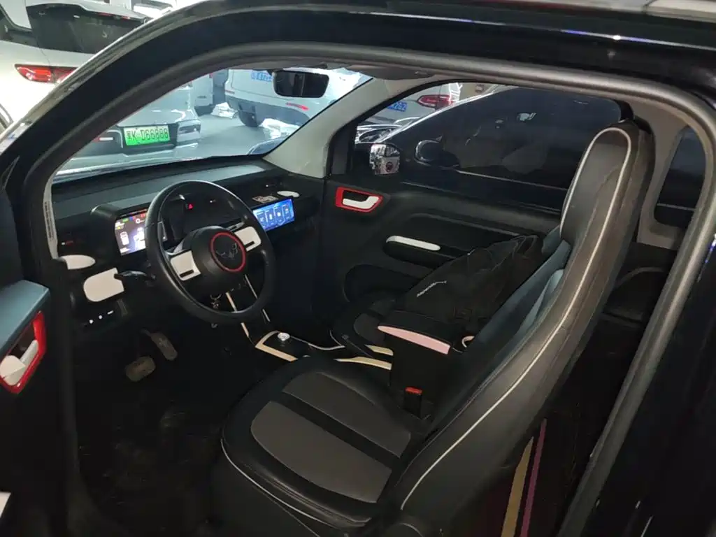 Wuling MINIEV — миниатюра 15