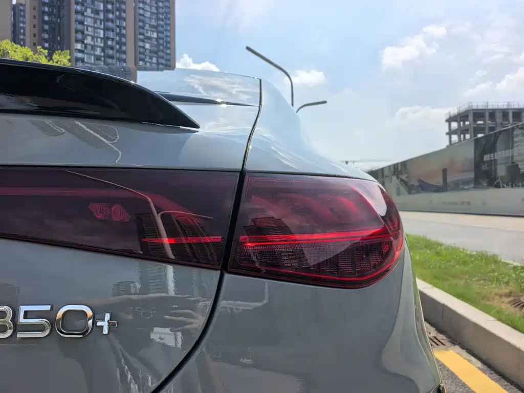 Mercedes-Benz EQE — миниатюра 15