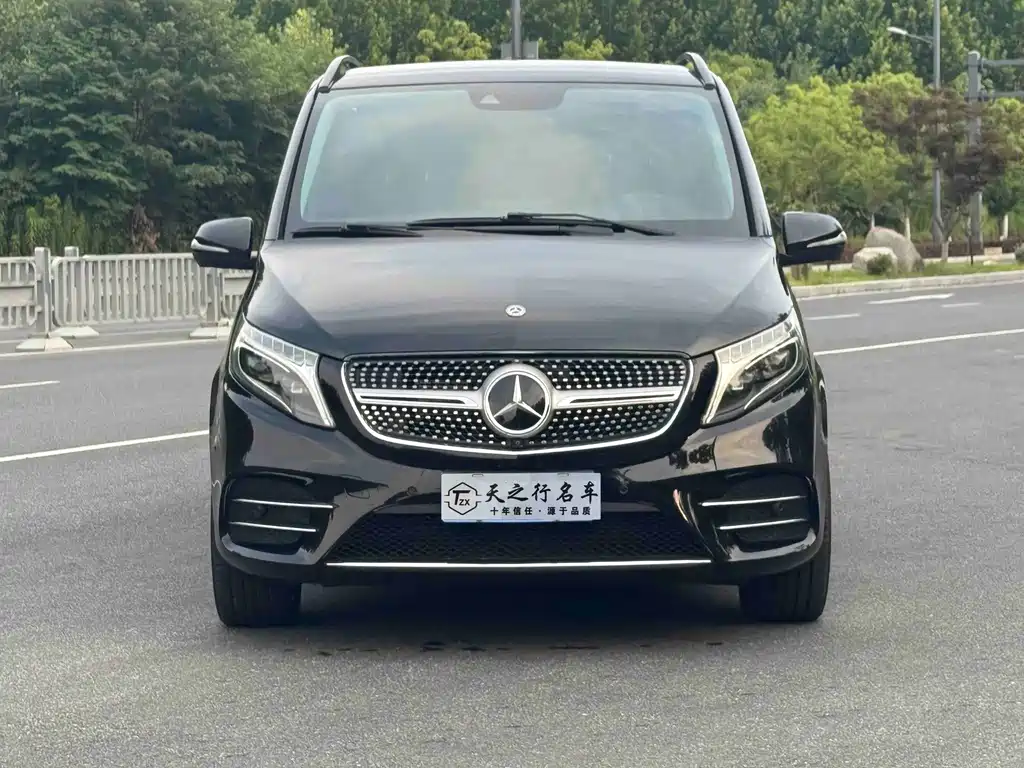 Mercedes-Benz V-Class V 2017 V 260 L Luxury Long Wheelbase