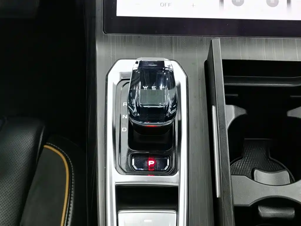 WEI PAI WEI BRAND LATTE DHT PHEV