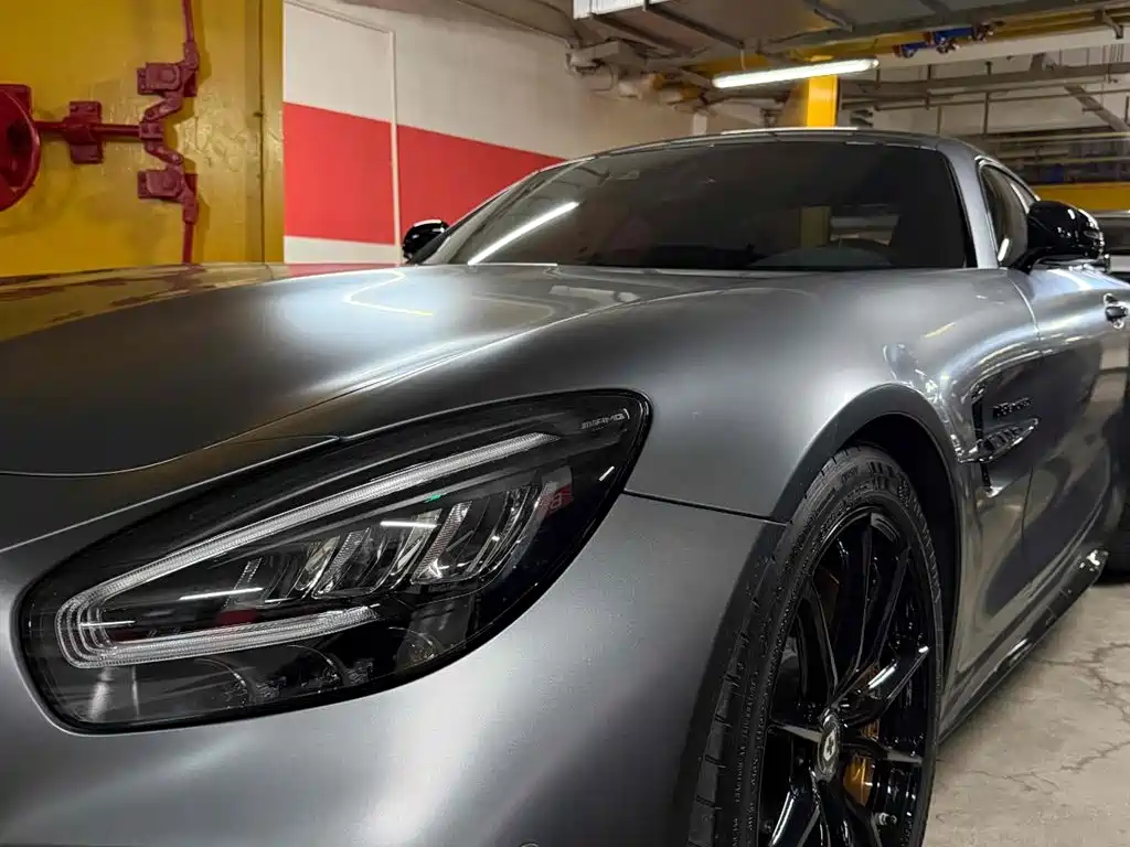 MERCEDES-BENZ AMG GT