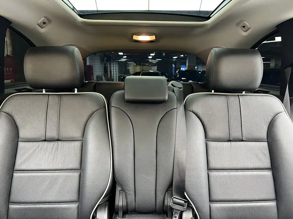 Mercedes-Benz R-Class — миниатюра 22
