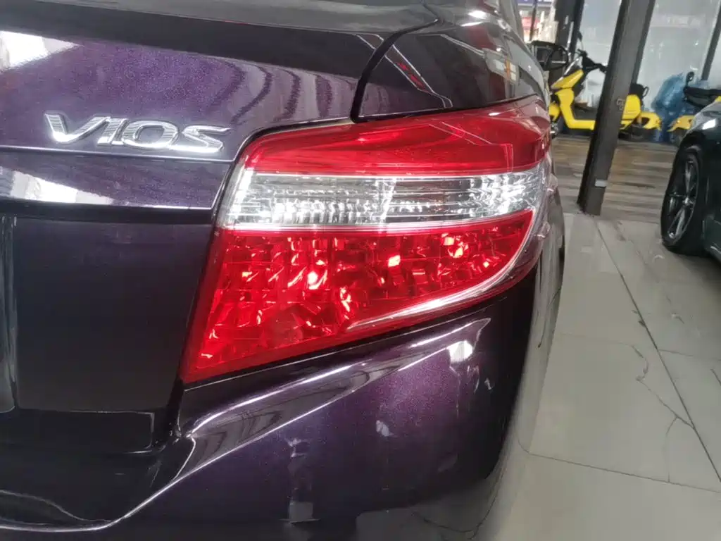Toyota Vios — миниатюра 8