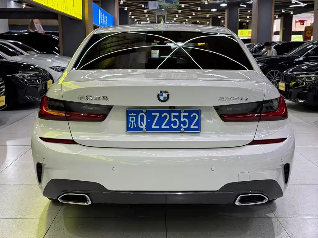 BMW 3 Series 3 2022 325Li M Sport