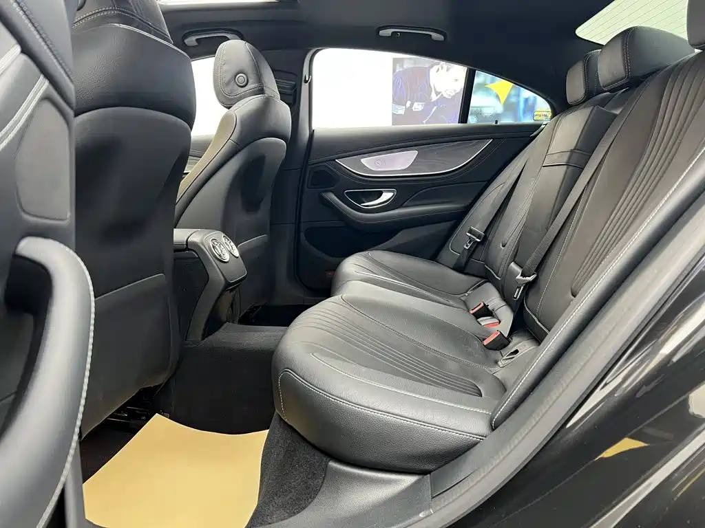 Mercedes-Benz CLS — миниатюра 32