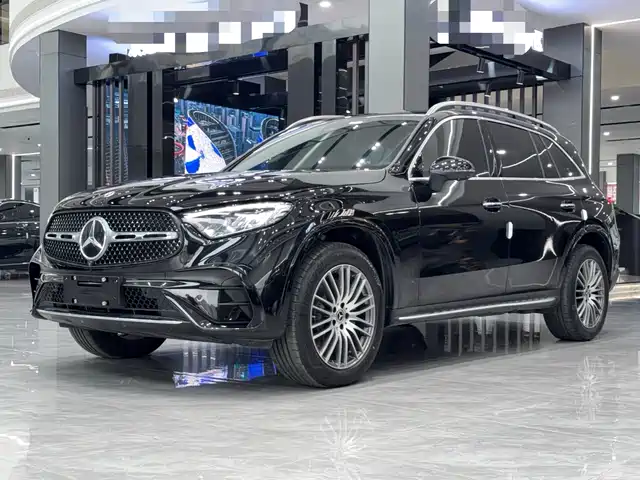 MERCEDES-BENZ GLC