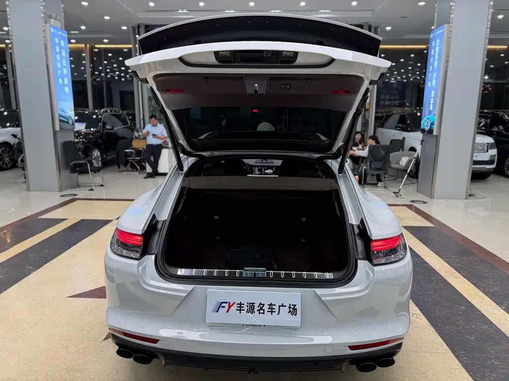 Porsche Panamera — миниатюра 21