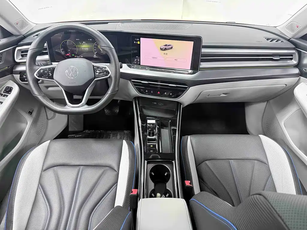 Volkswagen Lamando 2022 L 280TSI DSG Flagship