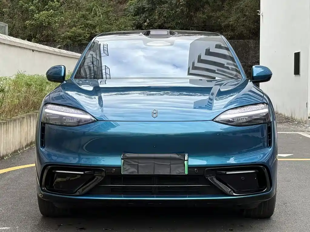 AITO AITO M6 — миниатюра 2