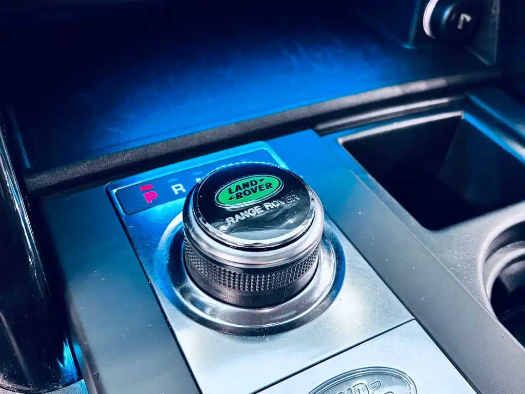 Land Rover Discovery 2019 3.0 SC V6 SE