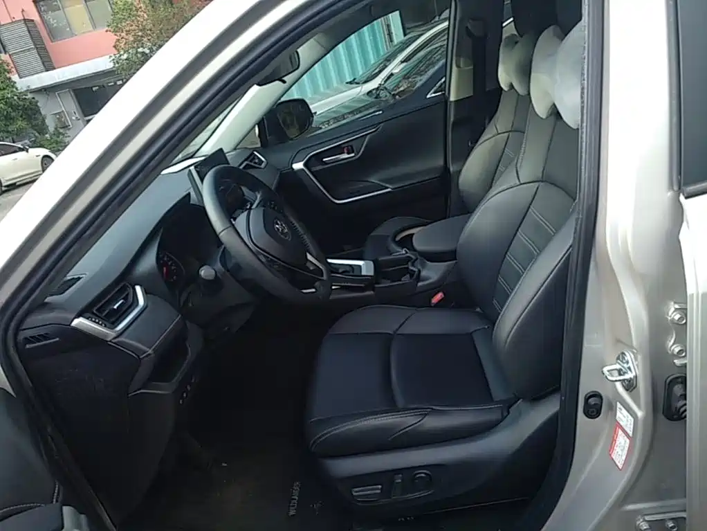 Toyota Wildlander — миниатюра 15