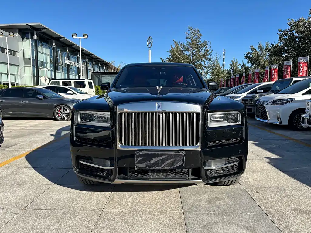 Rolls-Royce Cullinan — миниатюра 2