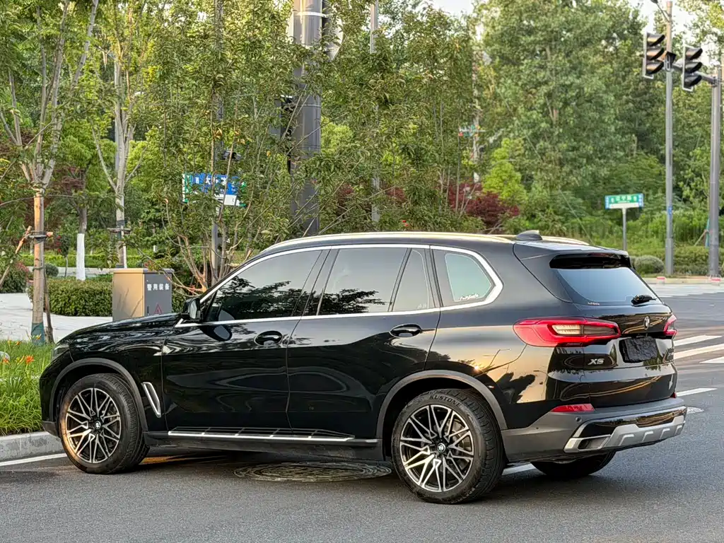 BMW X5 2019 xDrive40i M Sport