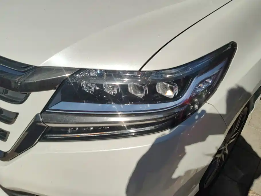 Honda Elysion — миниатюра 5
