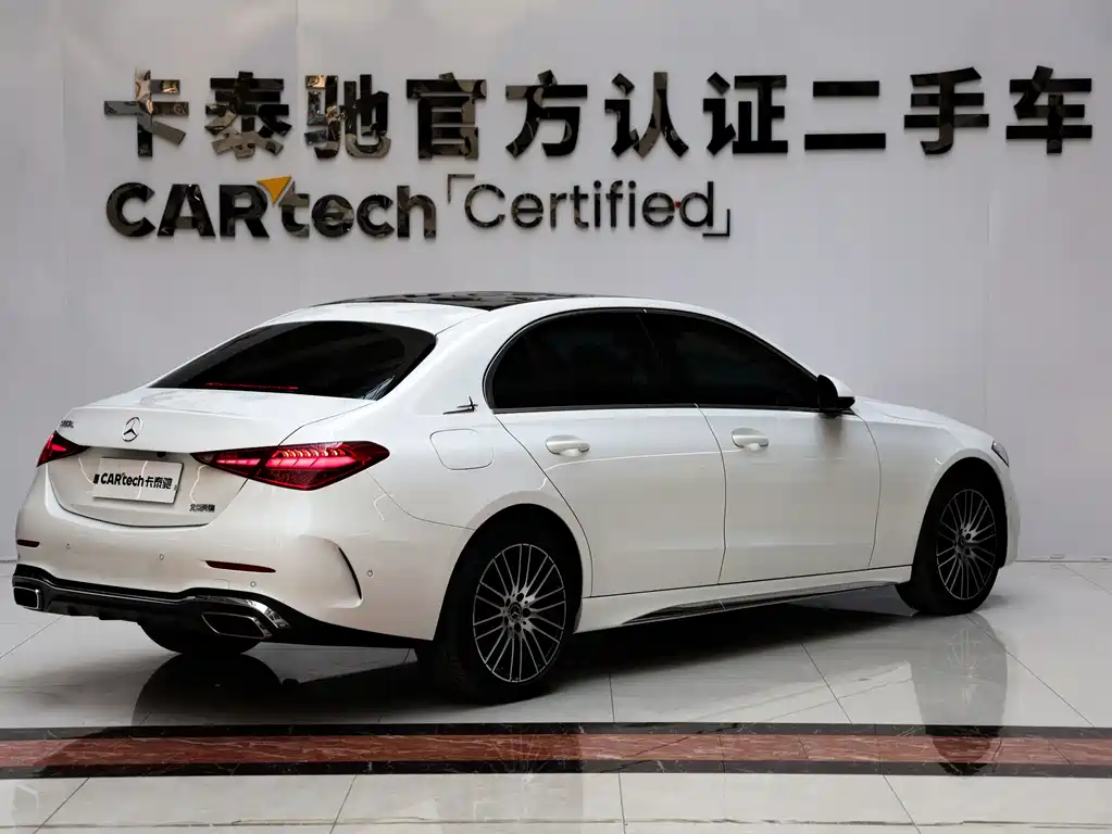 Mercedes-Benz C-Class — миниатюра 10
