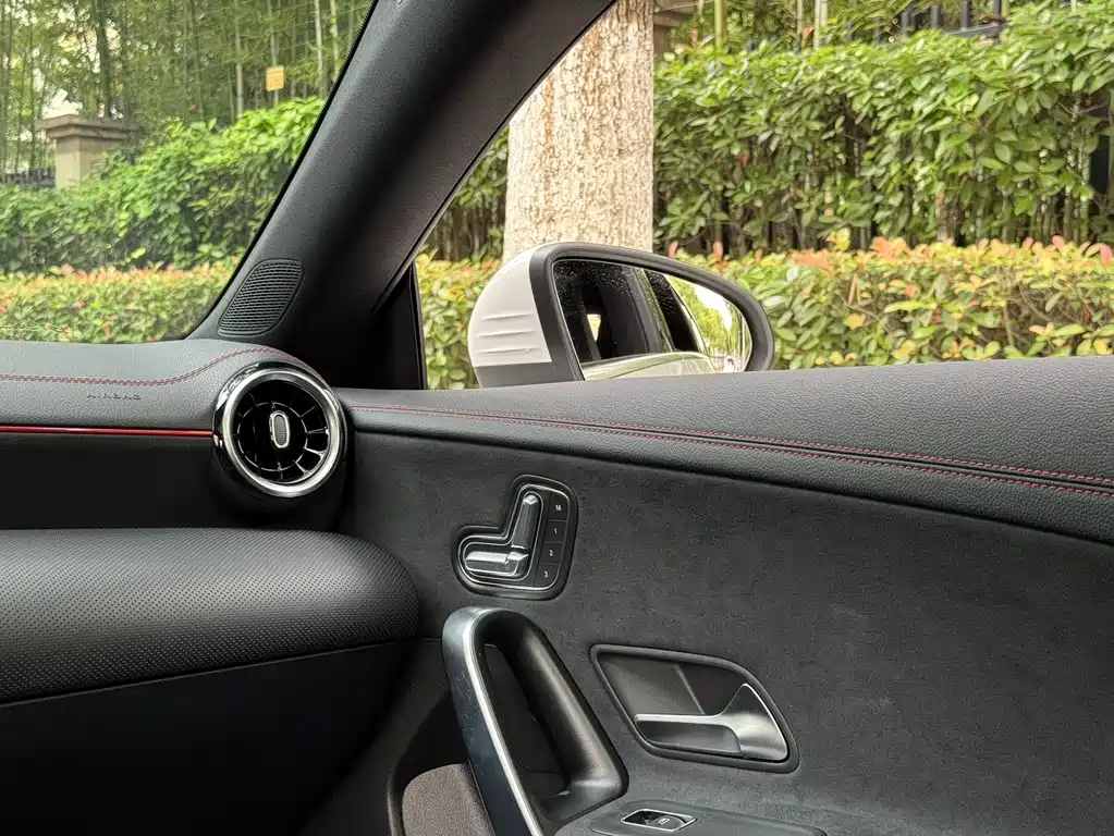 Mercedes-Benz CLA 2026 CLA 200