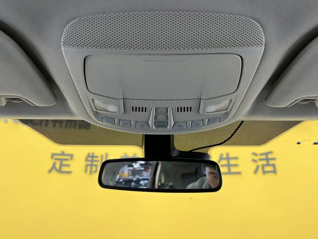 Ford Edge — миниатюра 12
