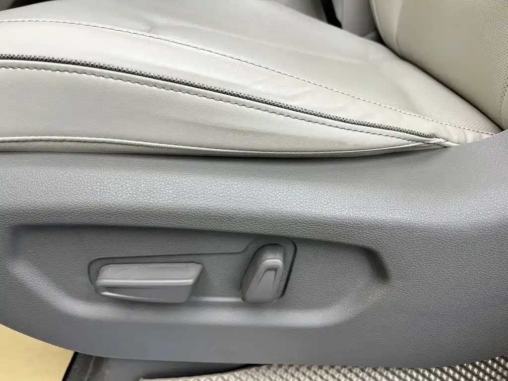 Hyundai Custo — миниатюра 40
