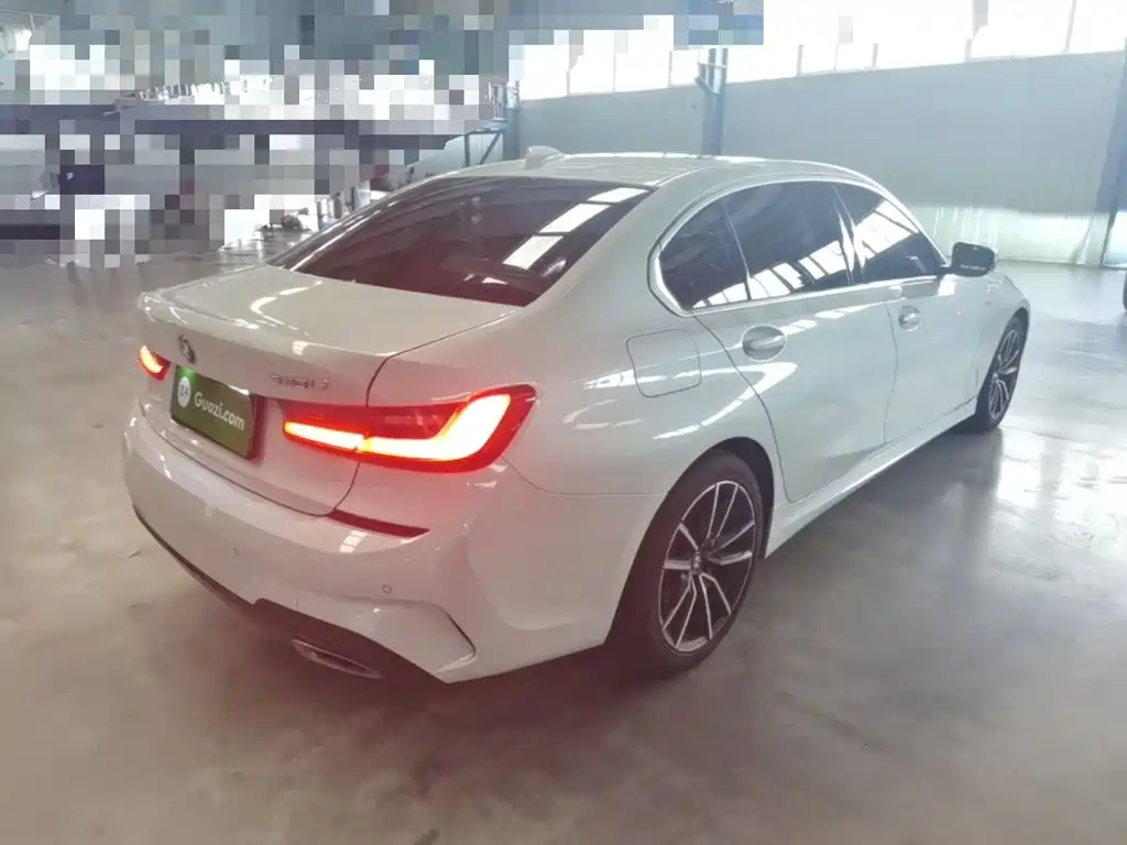 BMW 3 Series — миниатюра 7